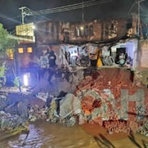 SE SALIÓ EL RÍO CHICO Y EL GRANDE PROVOCANDO INUNDACIONES