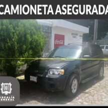 ES ASEGURADA CAMIONETA EN ESTADO DE ABANDONO