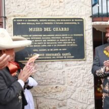 INAUGURA GOBERNADOR EL MUSEO CHARRO