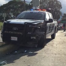 CHOCA PATRULLA DE LA ESTATAL