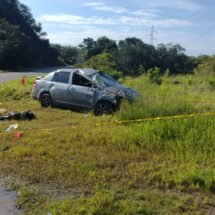 CERCA DEL BORREGO VOLCARON EN UN TIIDA