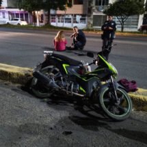 AZOTÓ EBRIA MUJER MOTORISTAS