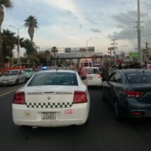 MUJER ATROPELLADA POR UN TAXI