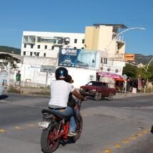 Así se ve el perruno motorizado por el bulevar Gobernadores ¡y que tiene!