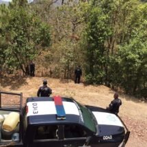 POLICÍA ESTATAL ASEGURA ARMAS