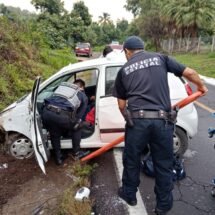 CHOQUE POR LA CARRETERA MIRAMAR – TEPIC, PASANDO EL POBLADO DEL AGUACATE