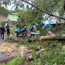 ATIENDE GOBIERNO DE NAYARIT REPORTES DERIVADO DE LA LLUVIA DE ESTA TARDE 