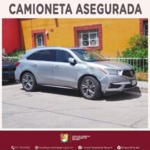 CAMIONETA DE EX PRESIDENTE MUNICIPAL DE TEPIC ES ASEGURADA 