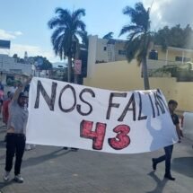 LEVÁNTATE PARA NAYARIT SE SUMA A LA MARCHA NACIONAL, ¡JUSTICIA PARA NORMALISTAS! 