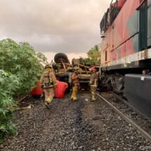 UNA DEL CLÁSICO ATRABANCADO QUE TRATO DE GANARLE AL TREN