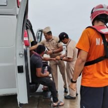 MARINA RESCATA A DOS PESCADORES EXTRAVIADOS EN LA MARA.