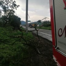 ATIENDEN BOMBEROS DE NAYARIT REPORTES TRAS LAS AFECTACIONES GENERADAS POR LAS LLUVIAS